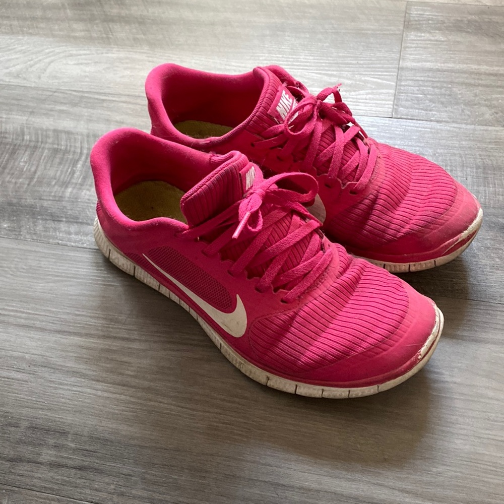 Nike free sneakers